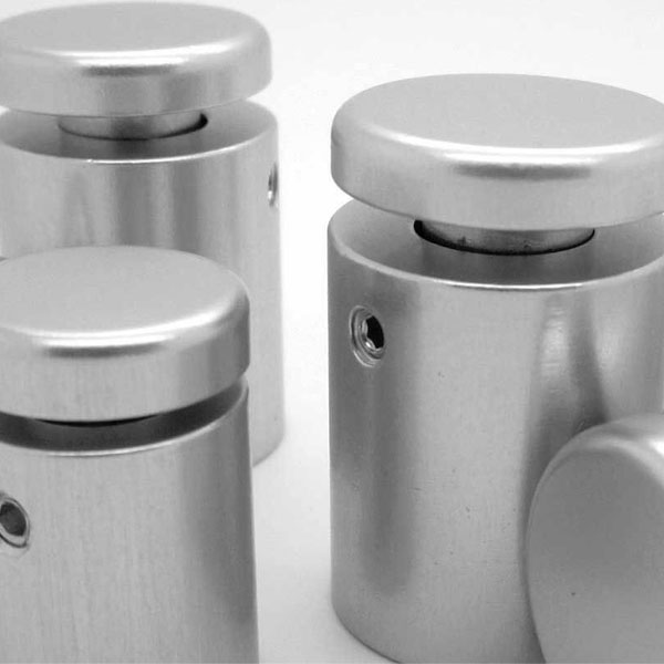 La gamme câbles & fixations  pour vos panneaux muraux